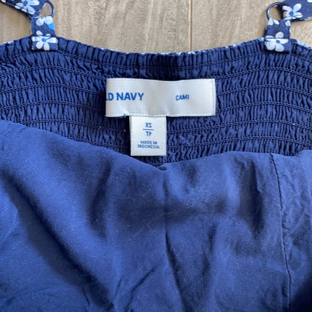 Women’s Old Navy cami navy floral dress - daisy - Picture 4 of 8